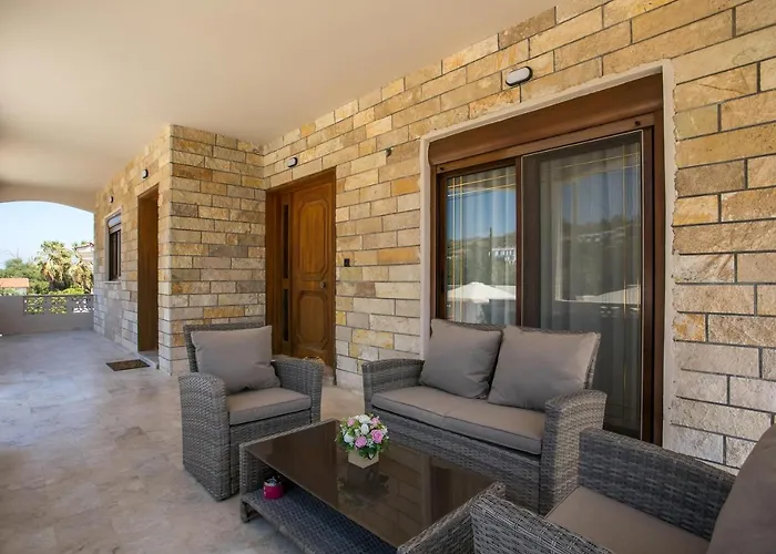 Anastasia Luxury House Afándu