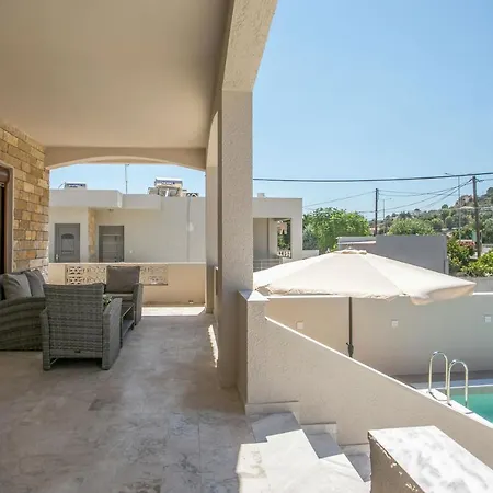 Anastasia Luxury House וילה