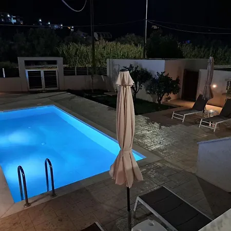 Anastasia Luxury House Villa *