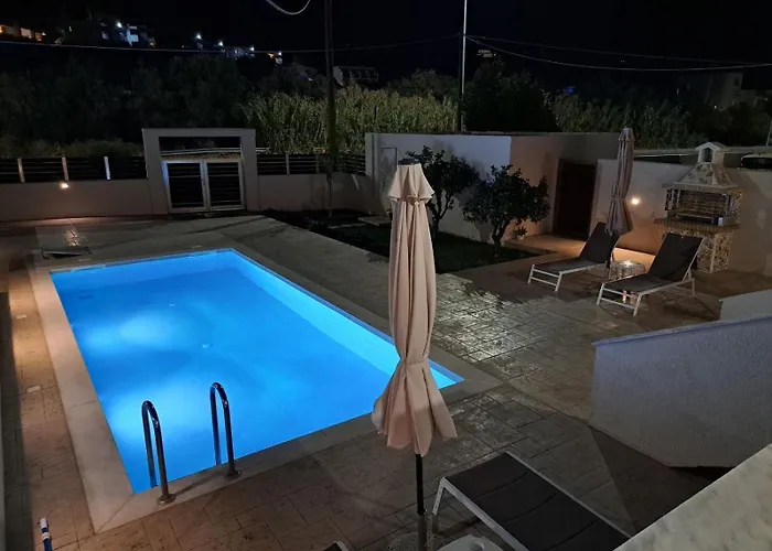 Anastasia Luxury House Villa *